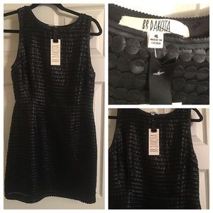 BB Dakota - NWT size 4